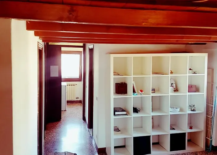 Διαμέρισμα Large Confortable Balcony View