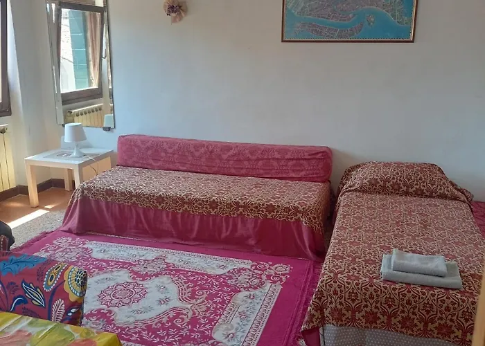 Large Confortable Balcony View Διαμέρισμα