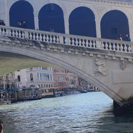 Large Confortable Balcony View *